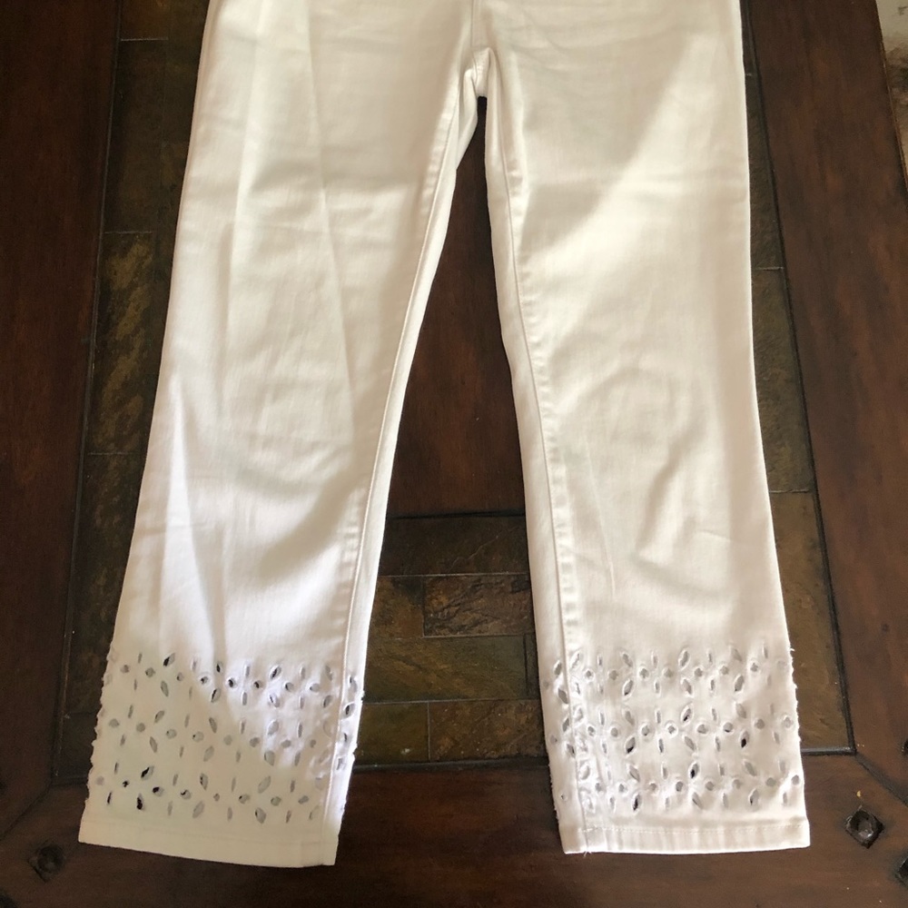 Size 0 Chico’s Capris